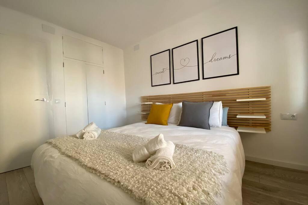 Amplio Apartamento Seaview Apartman Salou Kültér fotó