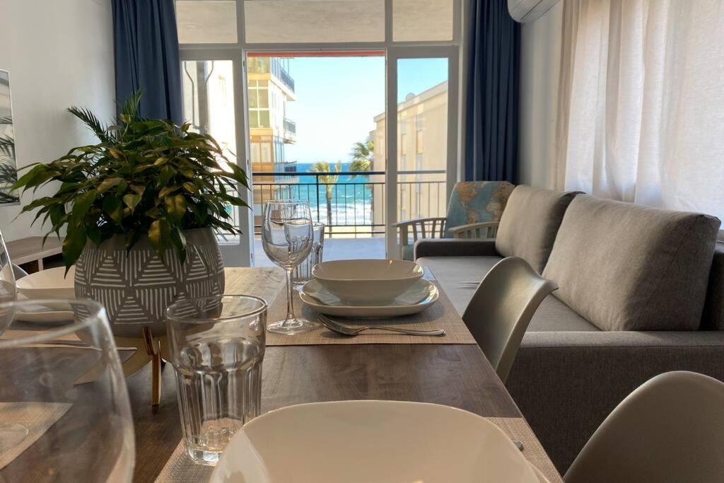 Amplio Apartamento Seaview Apartman Salou Kültér fotó