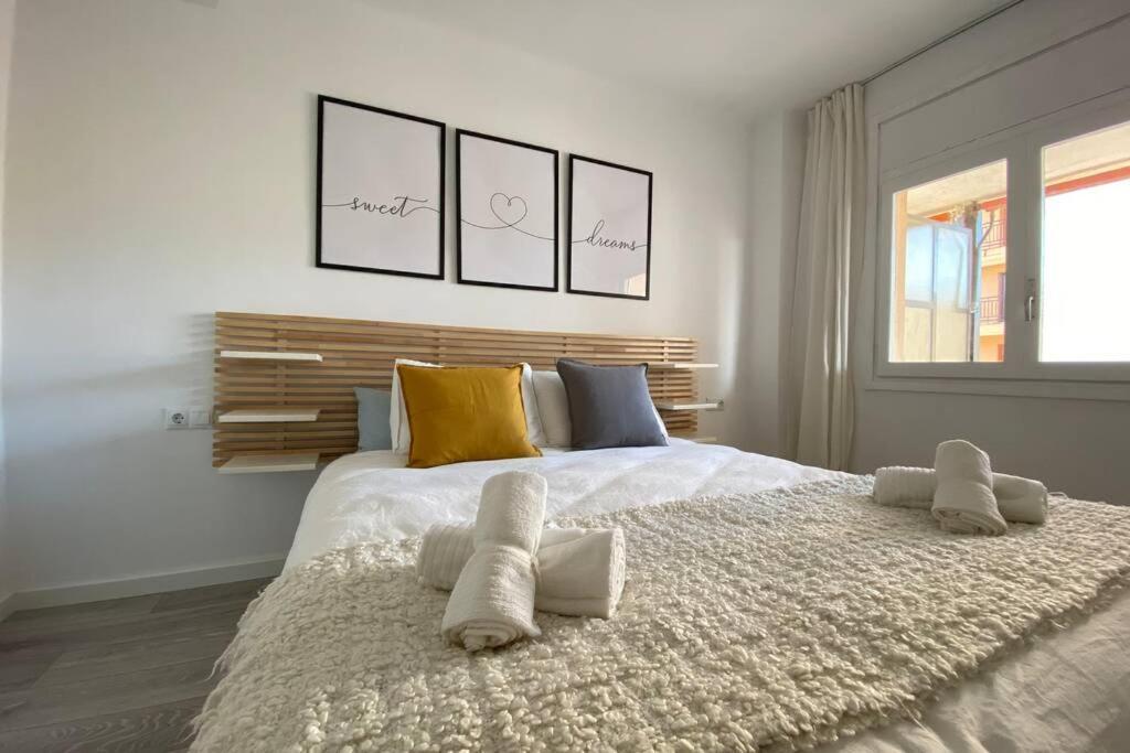 Amplio Apartamento Seaview Apartman Salou Kültér fotó